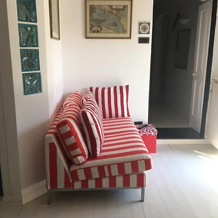 Il Mare Accanto * La Spezia